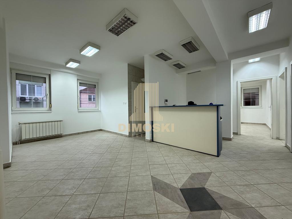 Деловен Простор | 517м²
