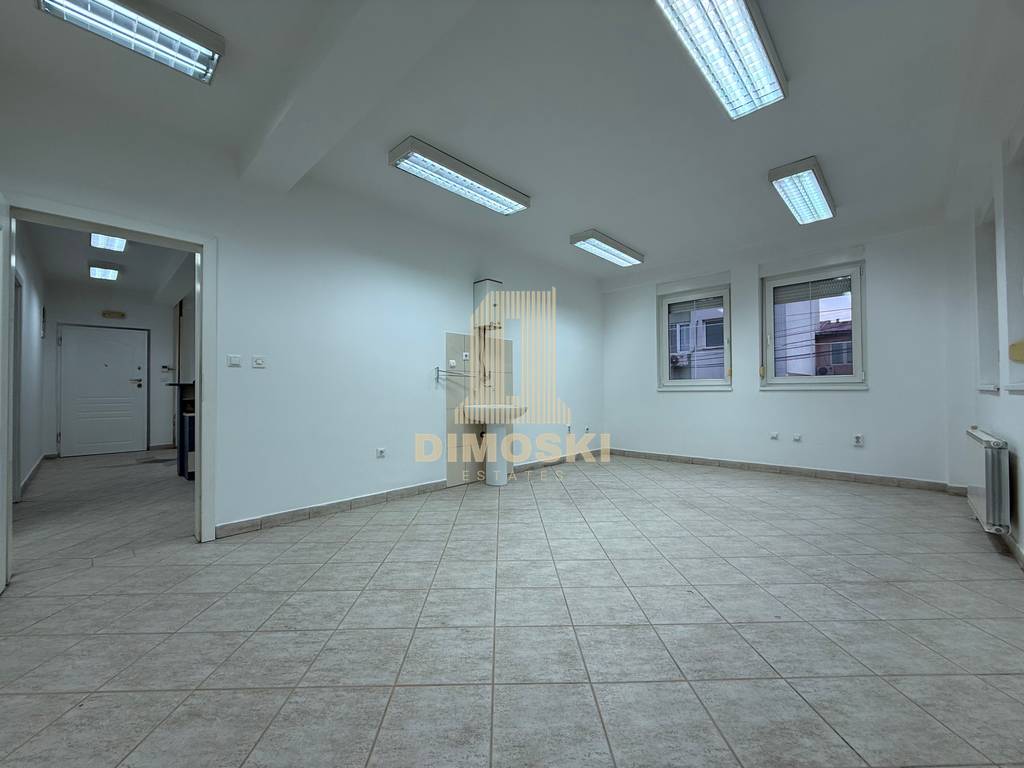 Деловен Простор | 517м²