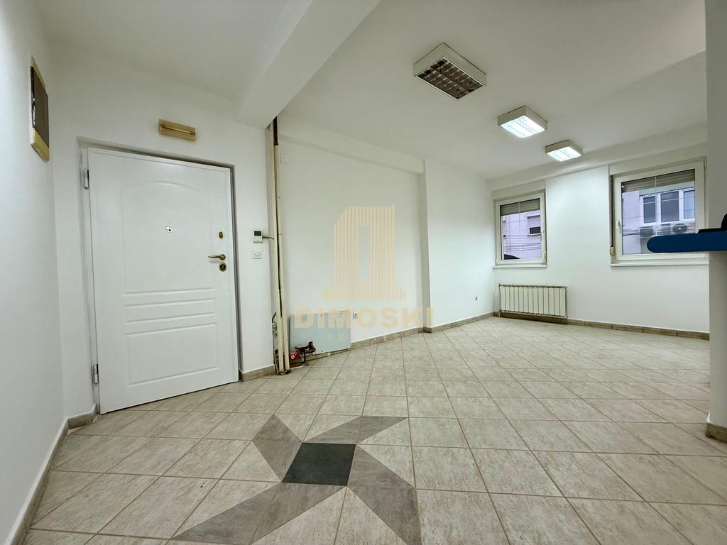 Деловен Простор | 517м²