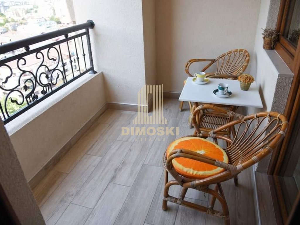 Се Издава Стан | Flat Iron | 50м²