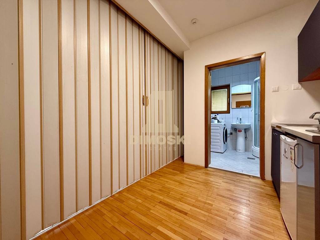 Се Издава Гарсоњера - Кисела Вода | Пелагонија