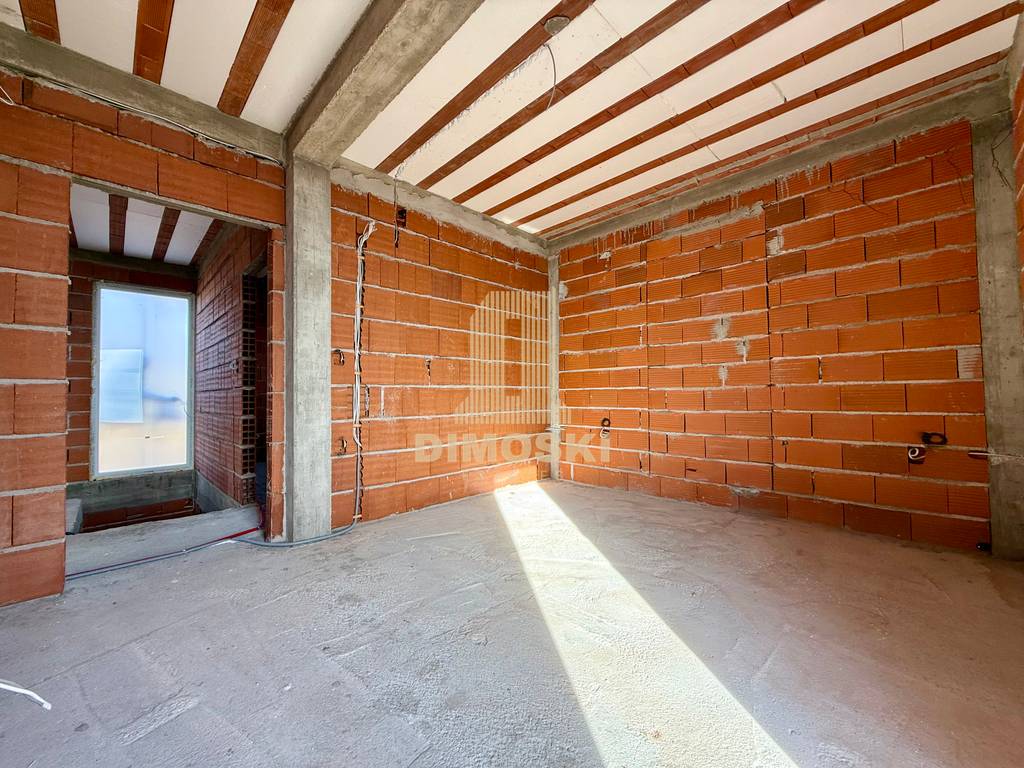 Нова Куќа Со Базен - Сопиште