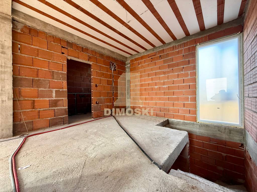 Нова Куќа Со Базен - Сопиште