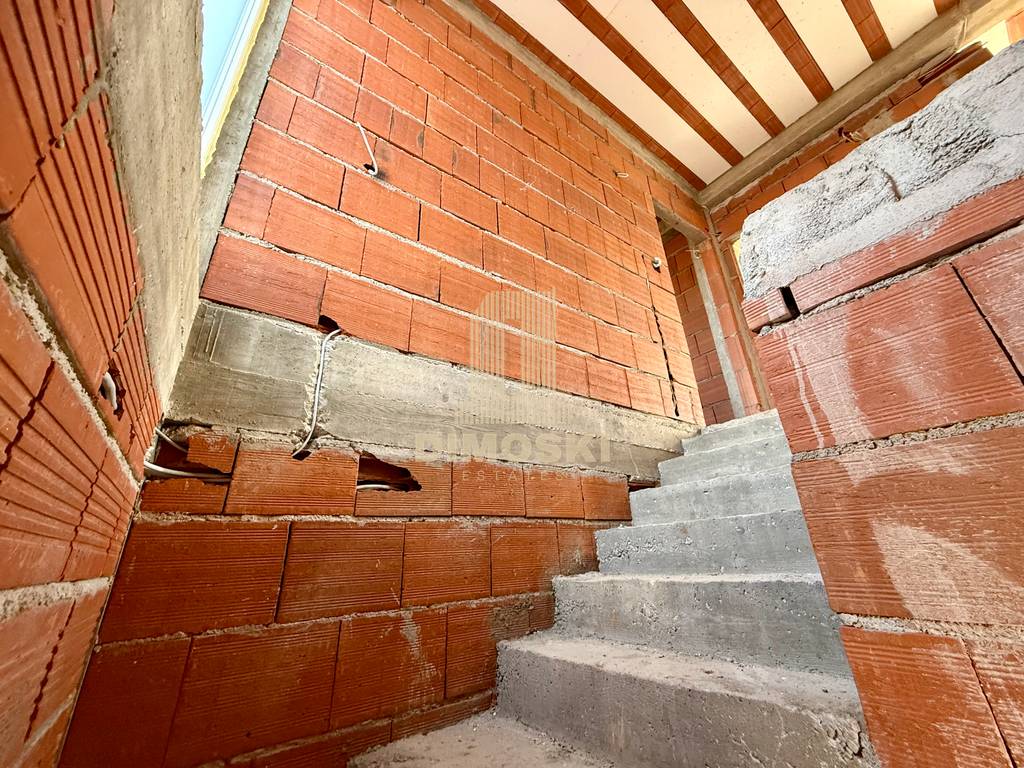 Нова Куќа Со Базен - Сопиште