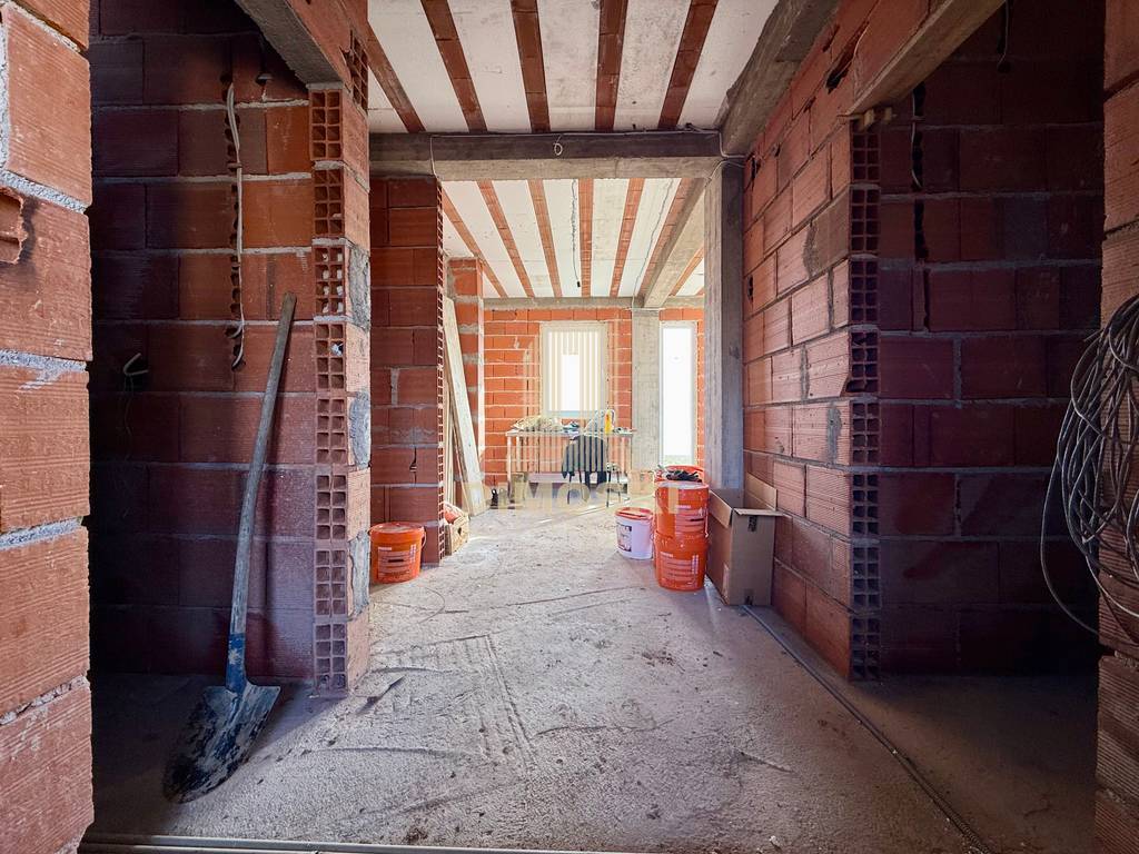 Нова Куќа Со Базен - Сопиште