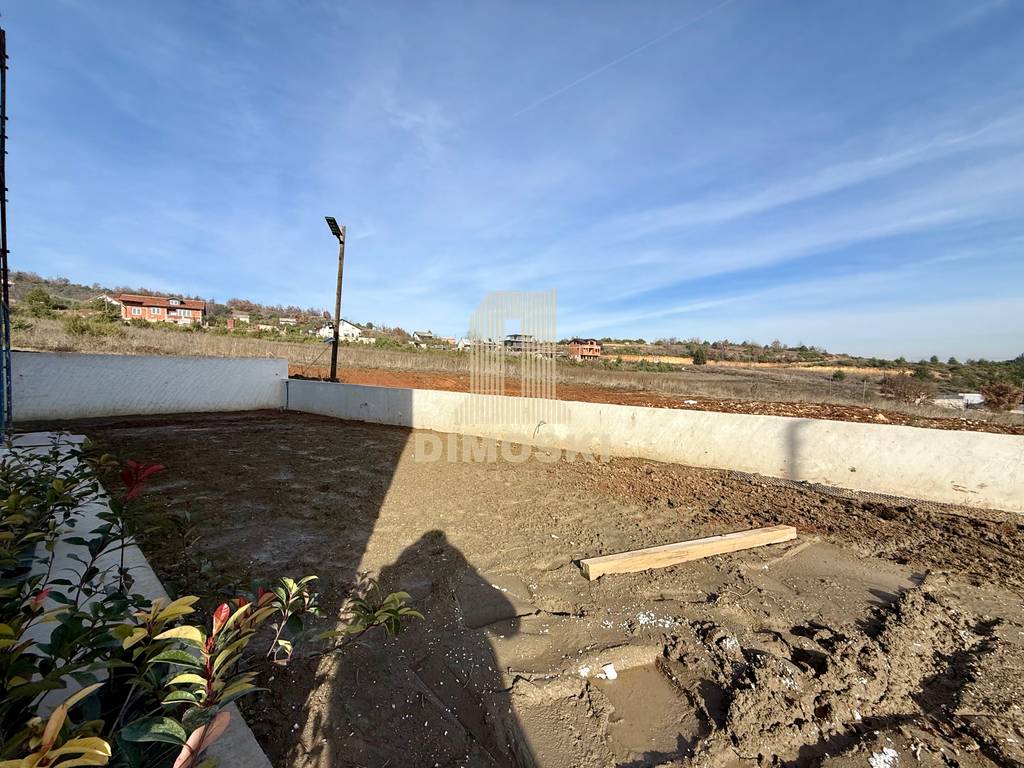 Нова Куќа Со Базен - Сопиште