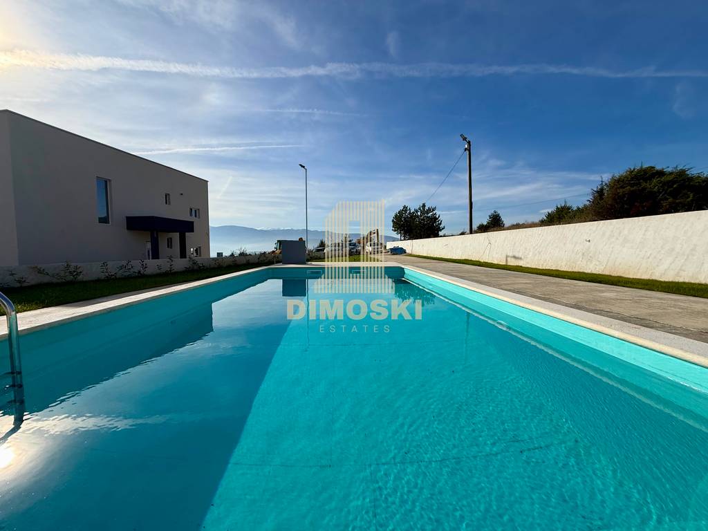Нова Куќа Со Базен - Сопиште