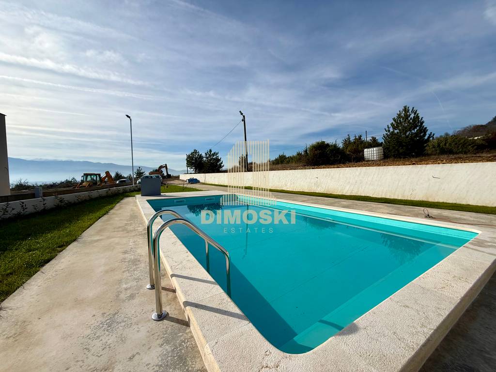 Нова Куќа Со Базен - Сопиште