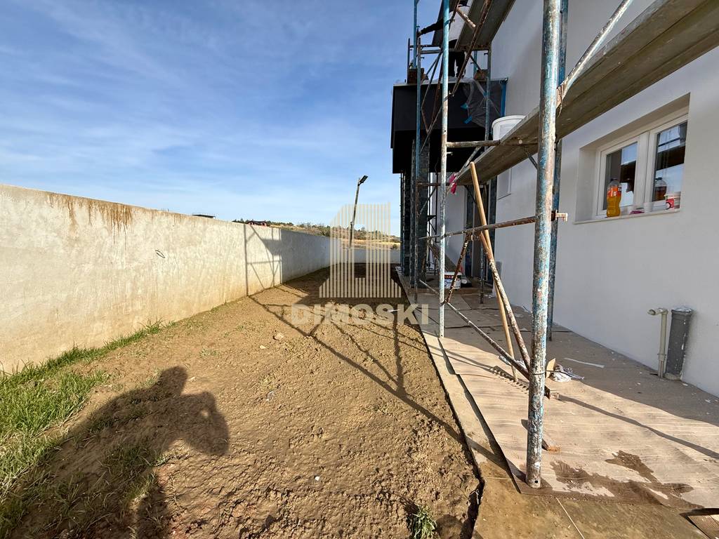 Нова Куќа Со Базен - Сопиште