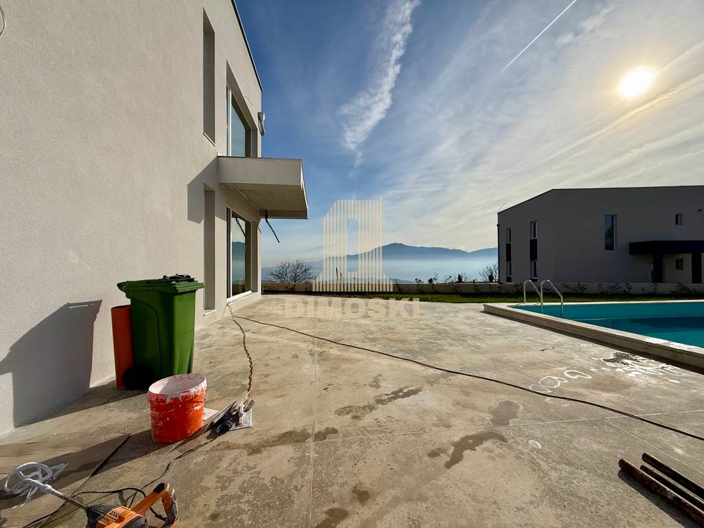 Нова Куќа Со Базен - Сопиште