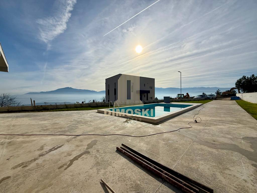 Нова Куќа Со Базен - Сопиште