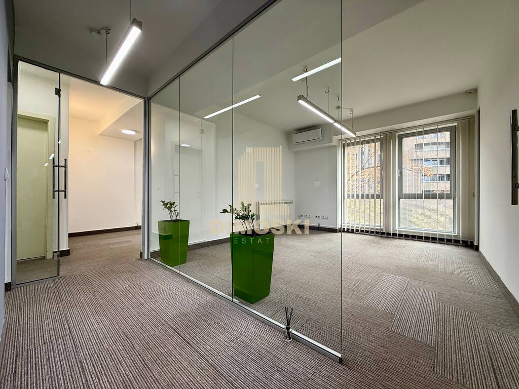 Канцелариски Простор – Соборна / Партизанска | 111м²