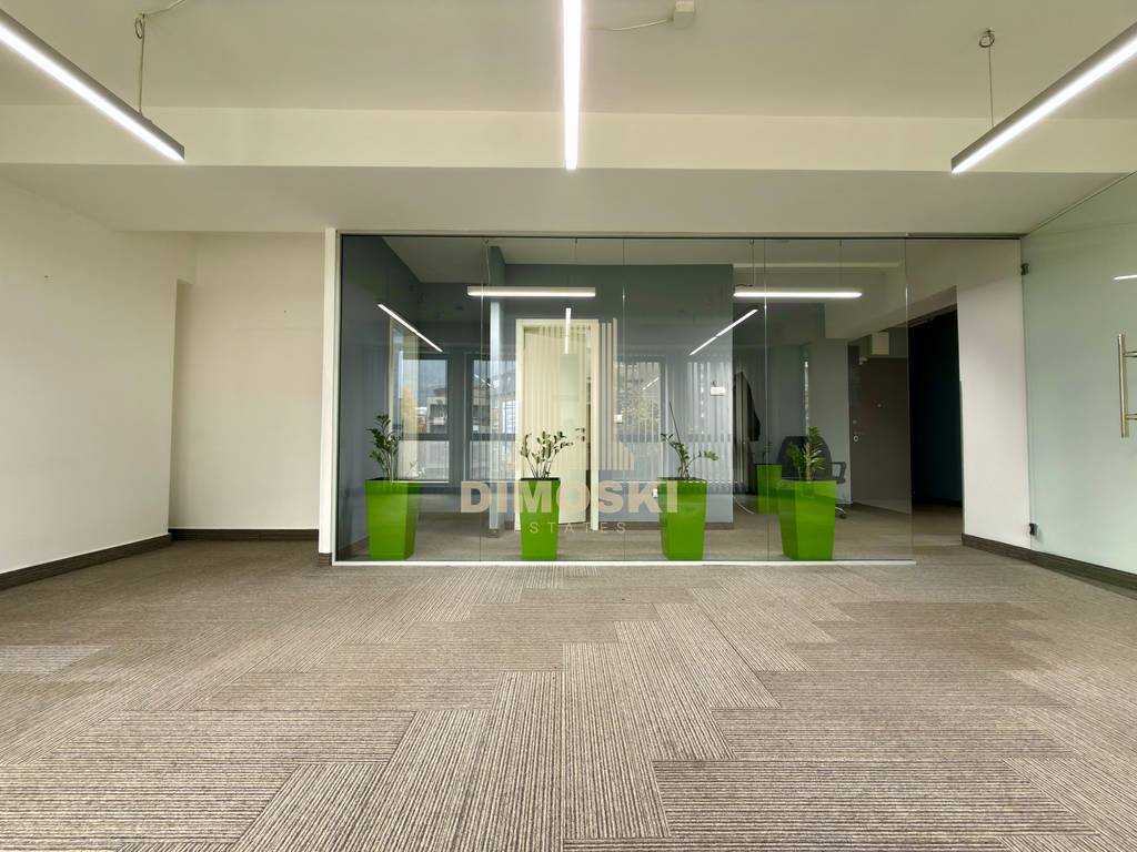 Канцелариски Простор – Соборна / Партизанска | 111м²