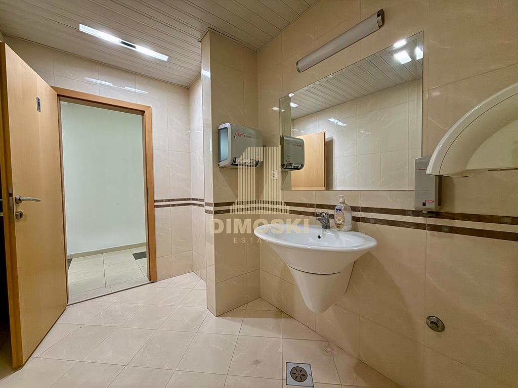 Канцелариски Простор | 300м²