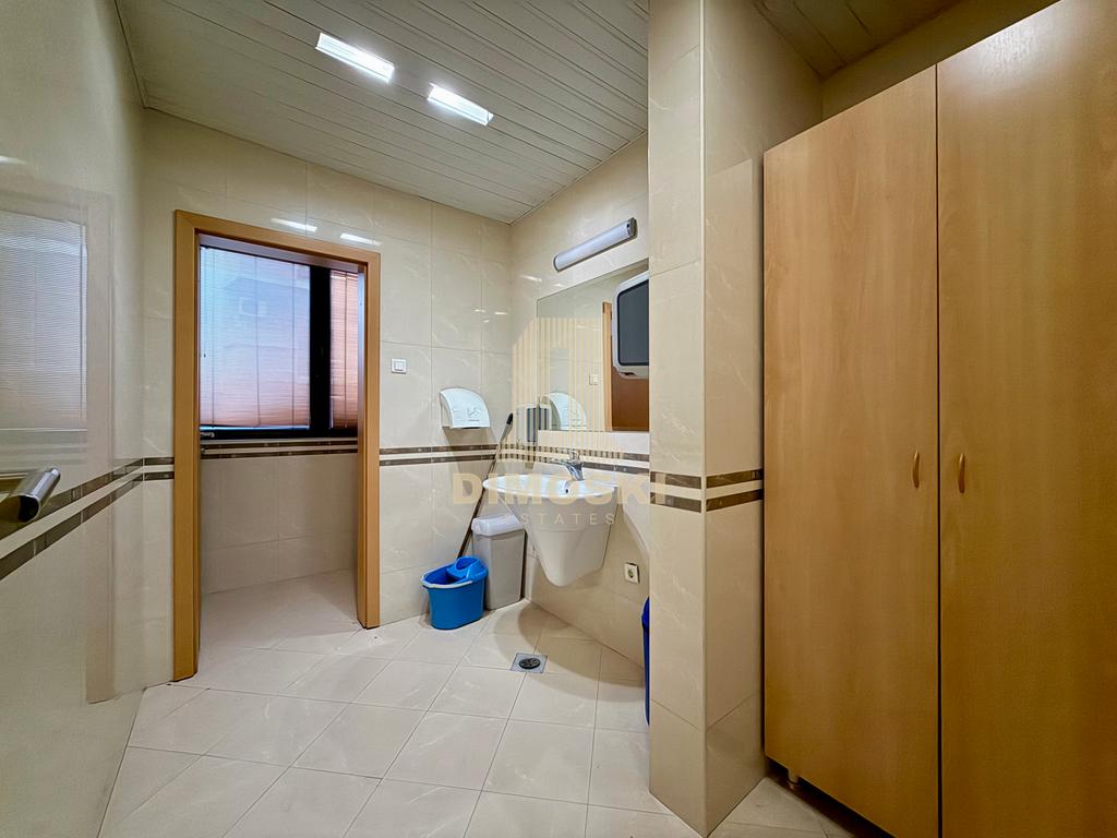 Канцелариски Простор | 300м²