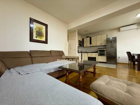 Дебар Маало – Опремен Стан 72м²