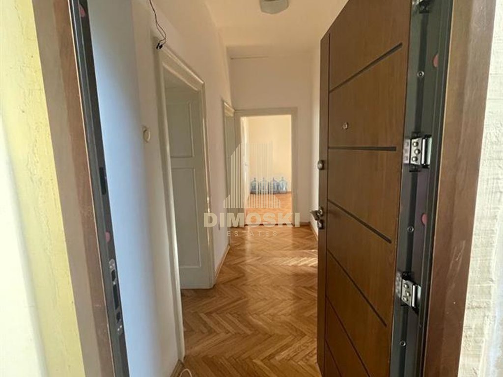 Центар Стан - Кај Влада 64м²