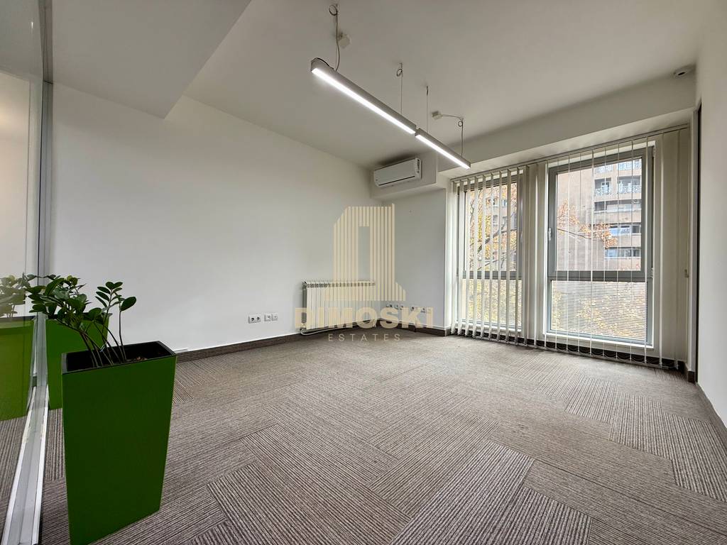 Канцелариски Простор – Соборна / Партизанска | 111м²