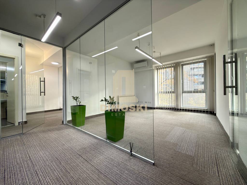 Канцелариски Простор – Соборна / Партизанска | 111м²