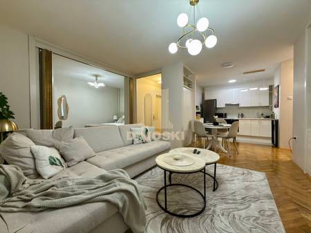 Сe Издава Трособен Стан - Центар