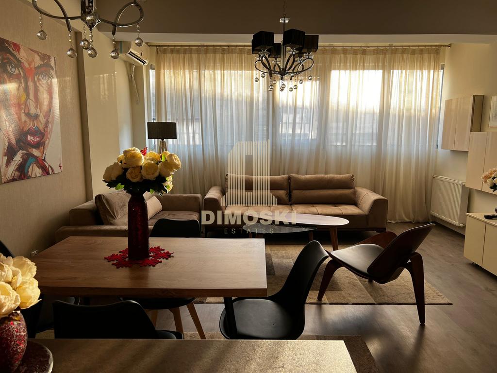 Карпош / Рузвелтова – Двособен Стан 52м²