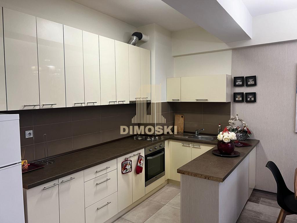 Карпош / Рузвелтова – Двособен Стан 52м²