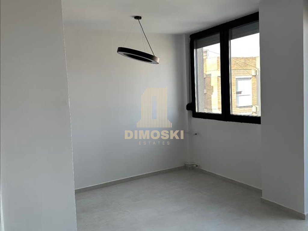 Центар Стан 92м² (Кај MR. JACK)