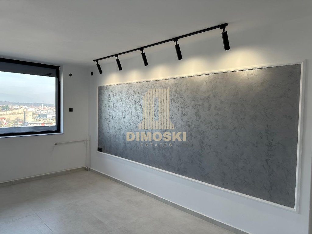 Центар Стан 92м² (Кај MR. JACK)