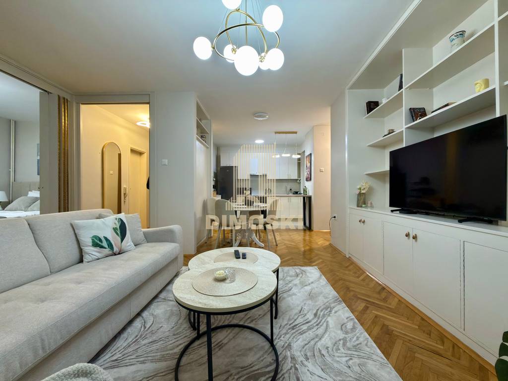 Сe Издава Трособен Стан - Центар