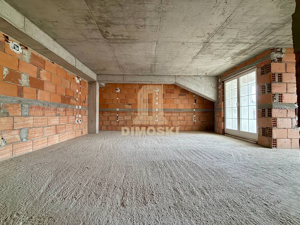 Козле | Карабина Стан | 125м² | Мала Зграда