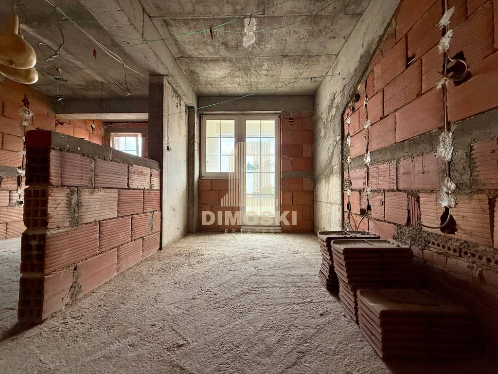 Козле | Карабина Стан | 125м² | Мала Зграда