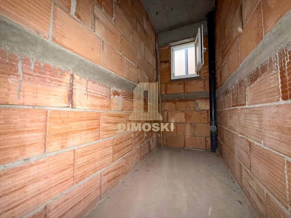 Козле | Карабина Стан | 125м² | Мала Зграда