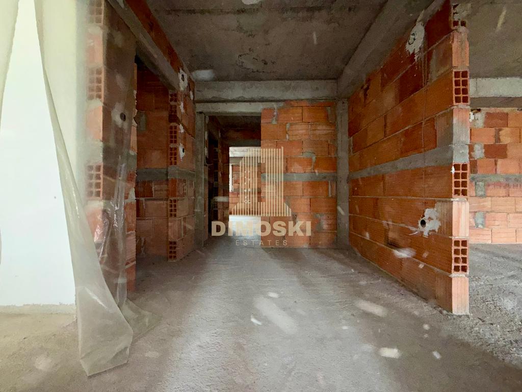 Козле | Карабина Стан | 125м² | Мала Зграда