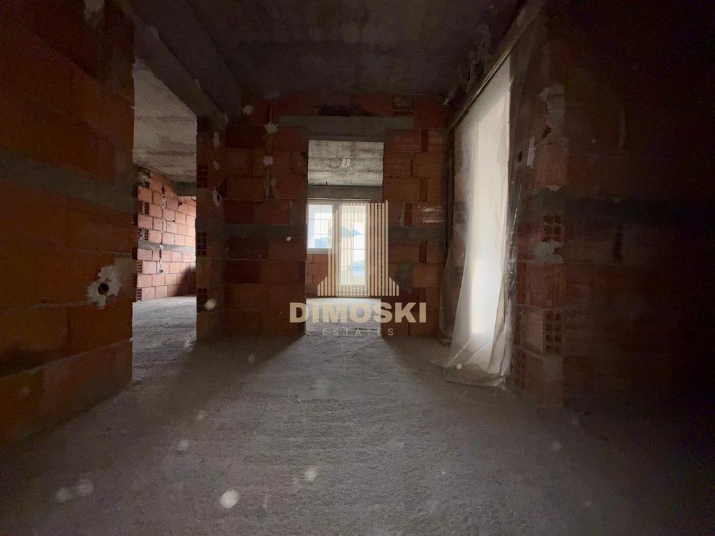 Козле | Карабина Стан | 125м² | Мала Зграда