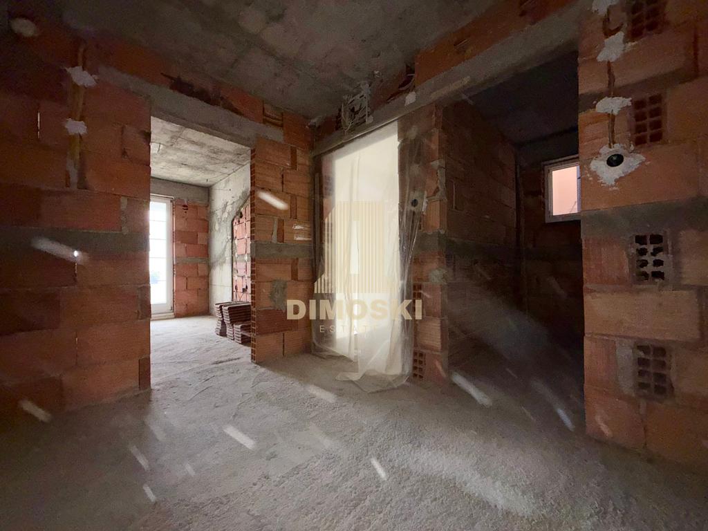 Козле | Карабина Стан | 125м² | Мала Зграда