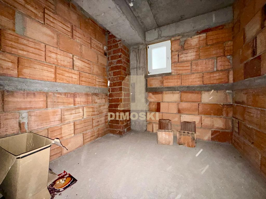 Козле | Карабина Стан | 125м² | Мала Зграда