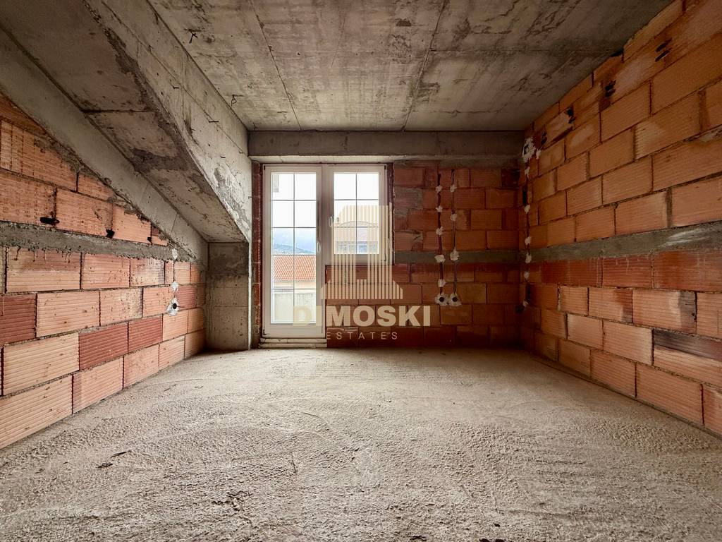 Козле | Карабина Стан | 125м² | Мала Зграда