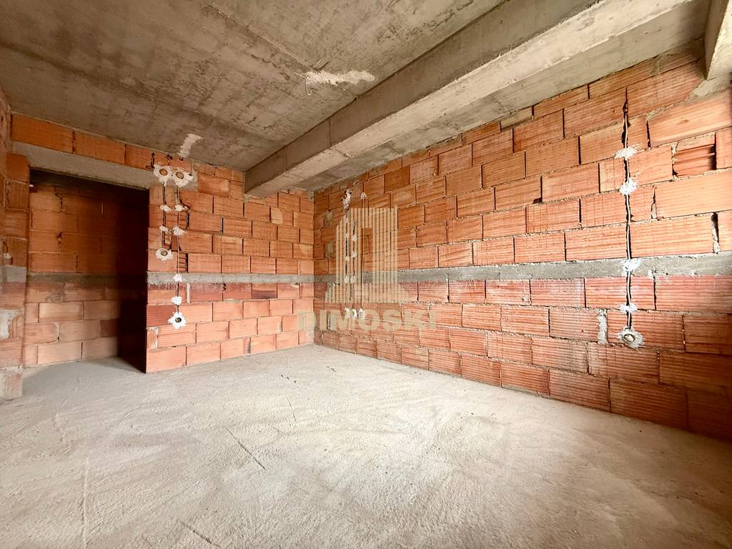 Козле | Карабина Стан | 125м² | Мала Зграда