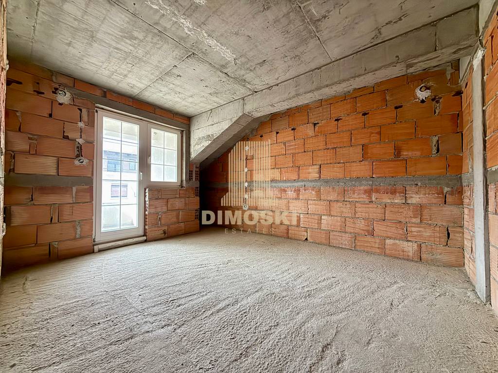 Козле | Карабина Стан | 125м² | Мала Зграда