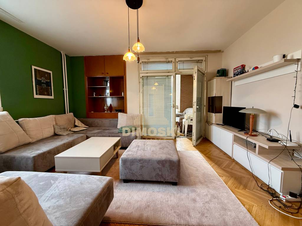 Центар | Стан За Издавање | Градски Sид | 74м²