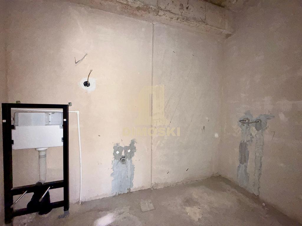 Центар - Универзална | Трособен Стан - 77м²