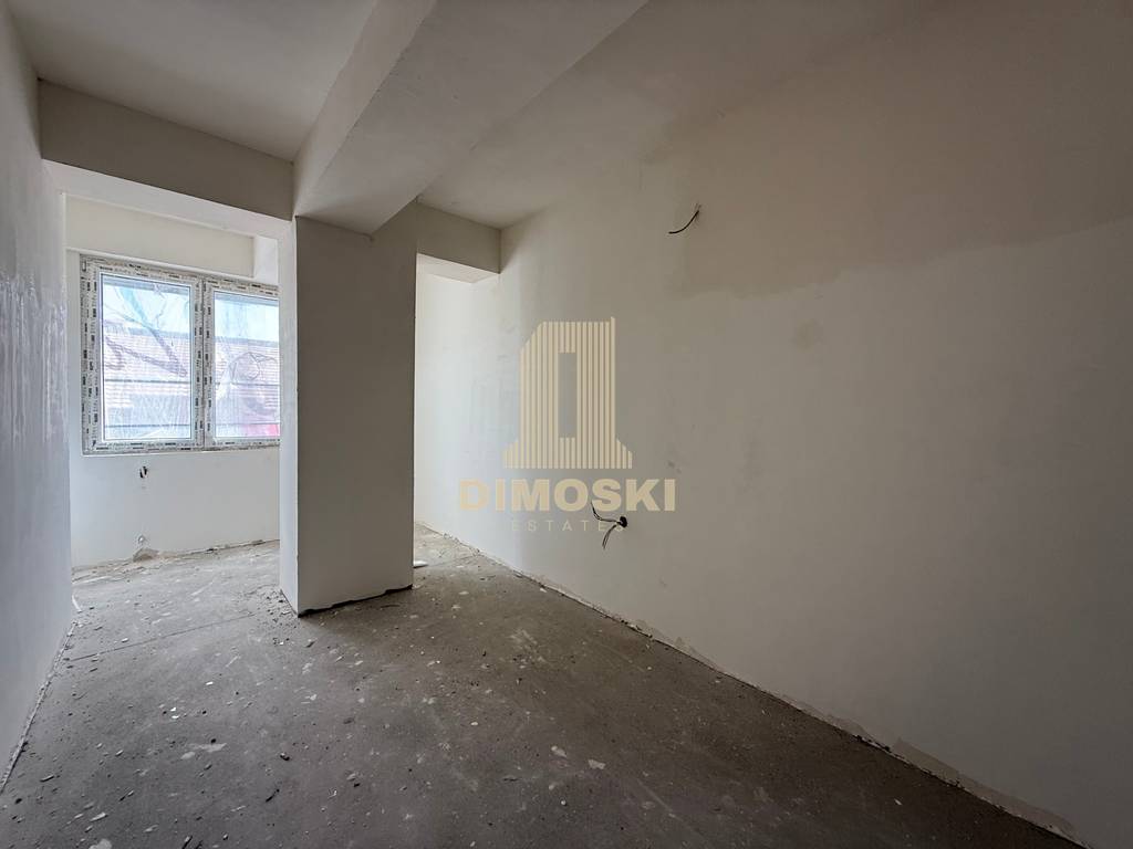 Центар - Универзална | Трособен Стан - 67м²