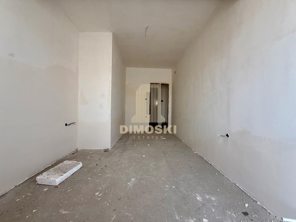 Центар - Универзална | Трособен Стан - 67м²