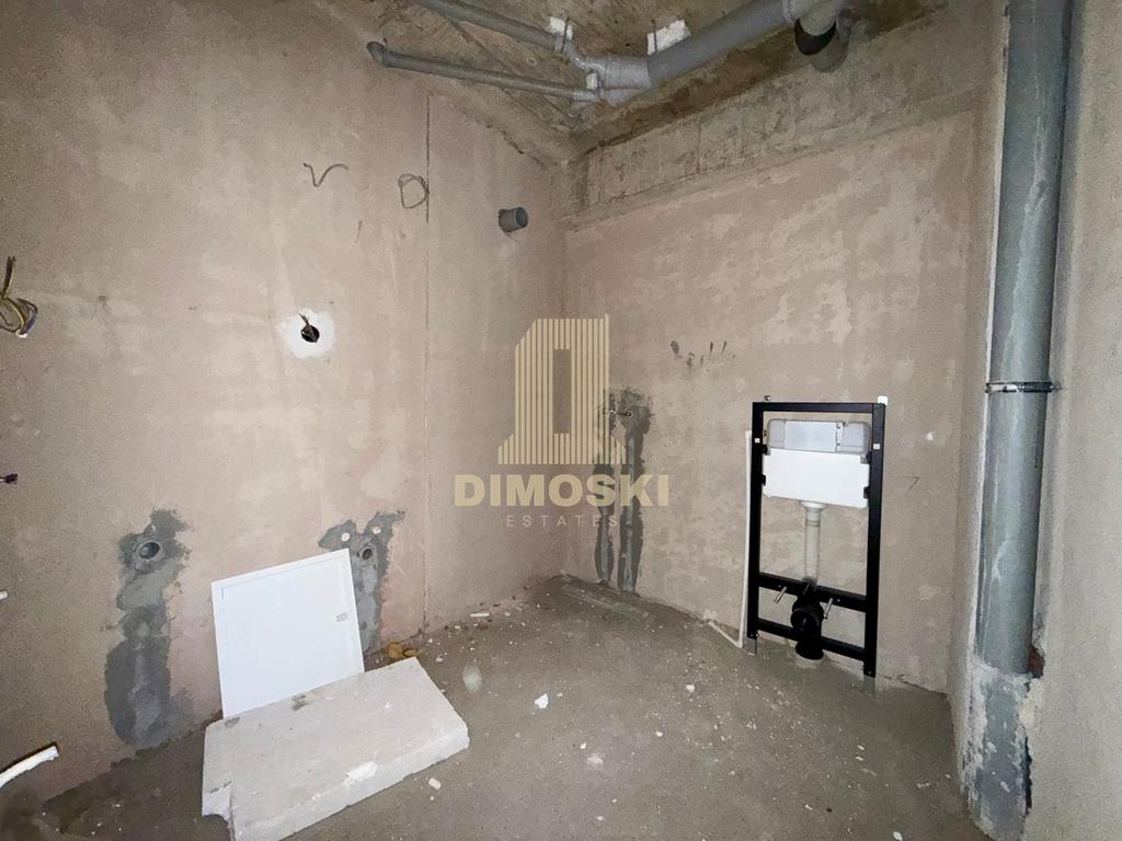 Центар - Универзална | Трособен Стан - 67м²