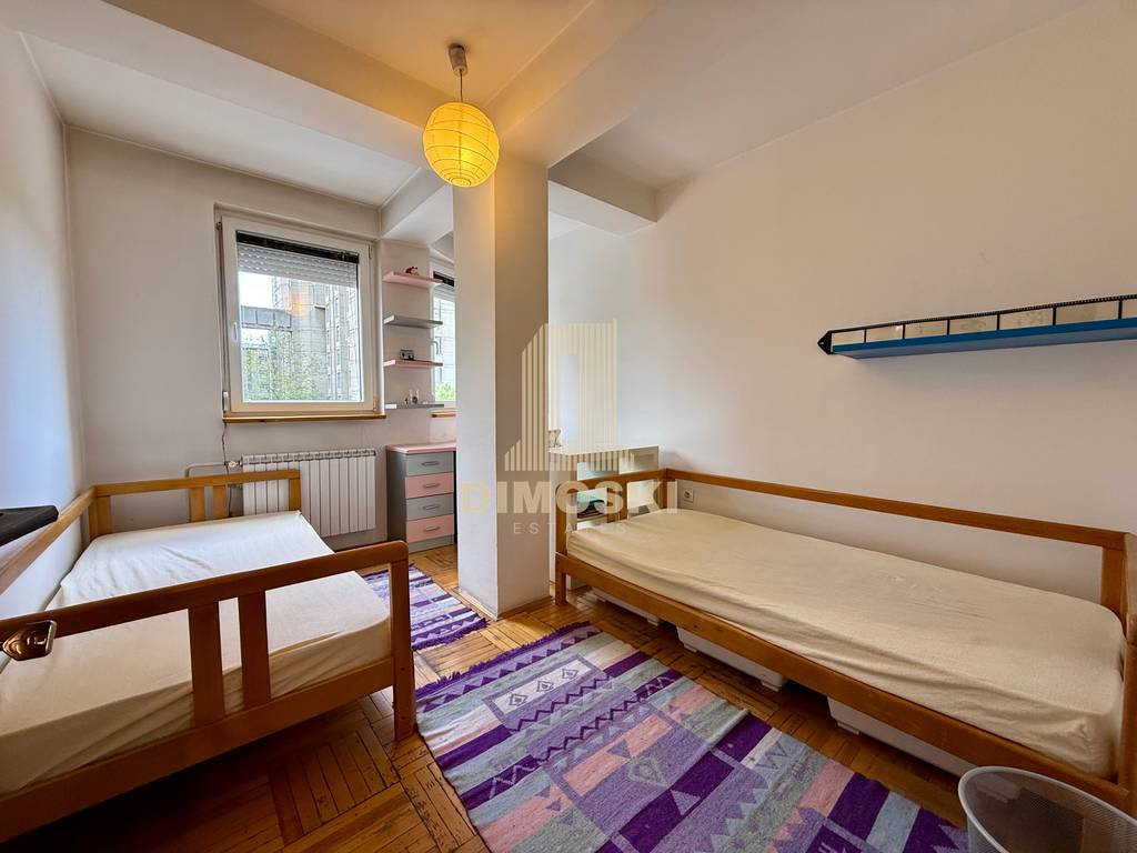 Тафталиџе Двособен Стан - 56м²
