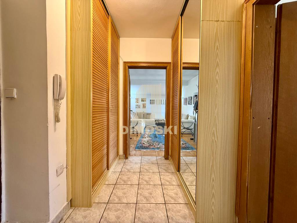 Тафталиџе Двособен Стан - 56м²