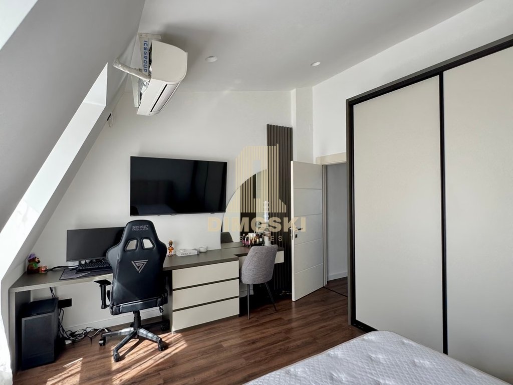 Водно - Модерен Двособен Стан | 61м²