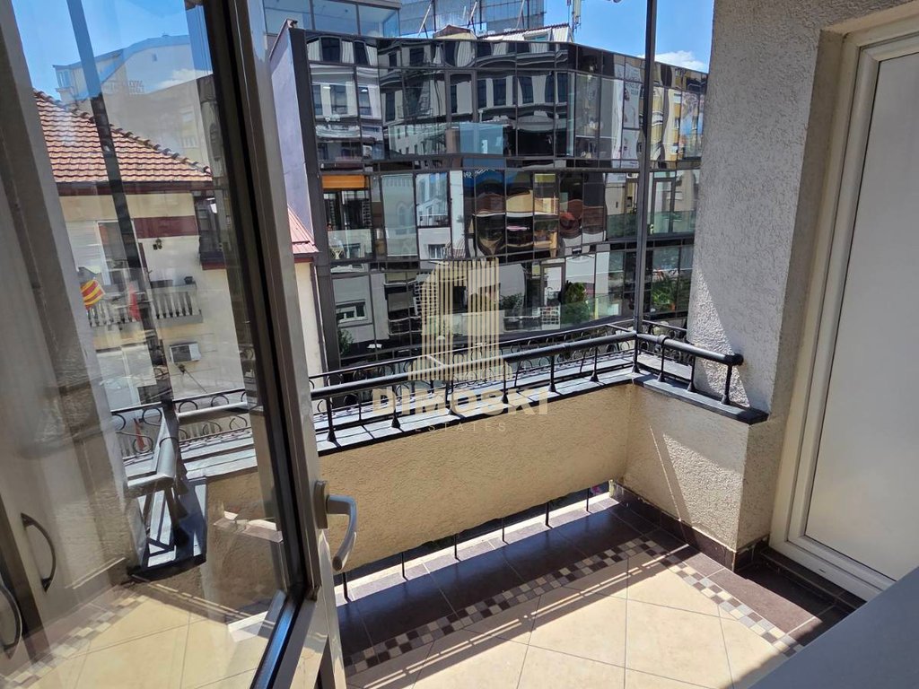 Строг Центар - Двособен Стан | 56м²
