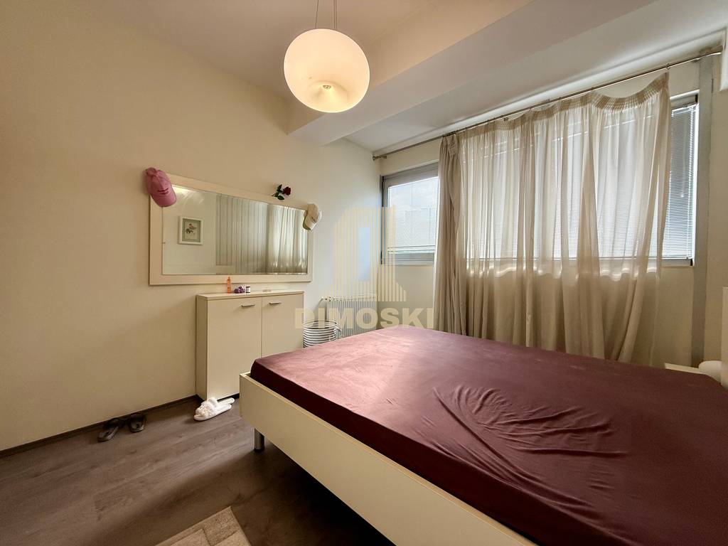 Карпош / Рузвелтова – Двособен Стан 52м²