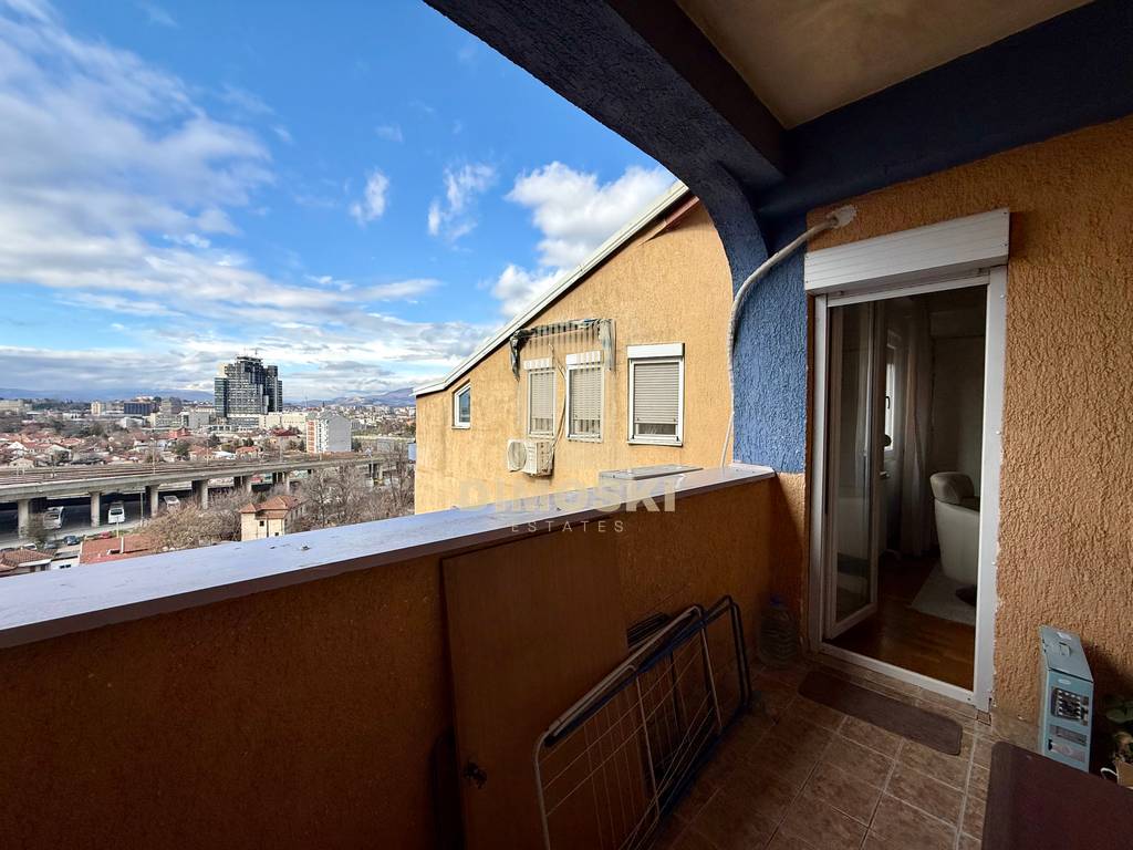 Аеродром Стан - 63м² | Острово